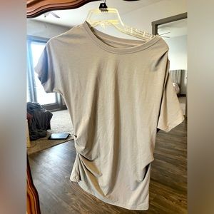 Athleta side scrunch top